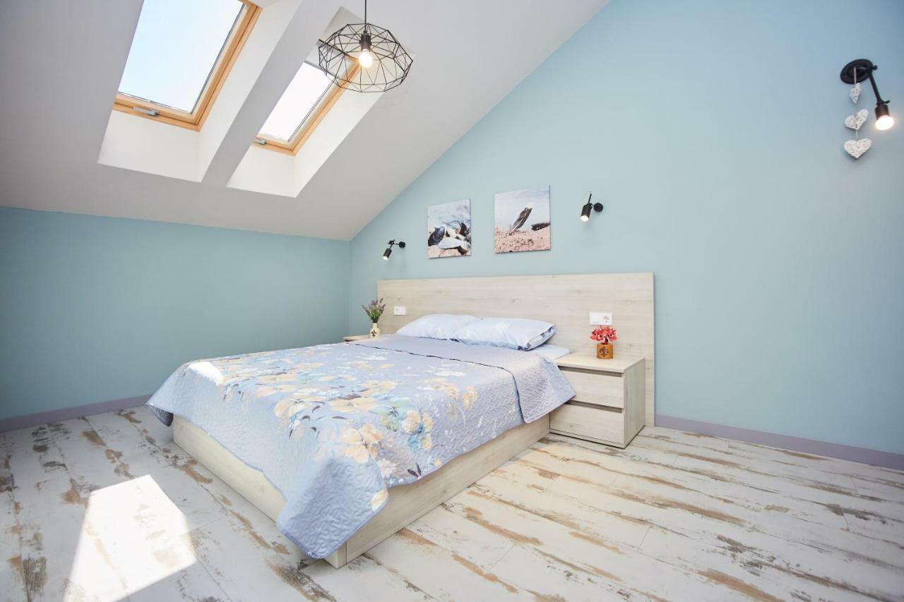 Luxury Apartment In The Heart Одесса Экстерьер фото